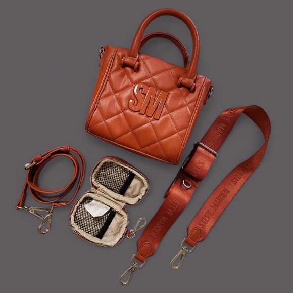 Steve Madden | Bbabi, Quilted Orange Crossbody Mini Bag (4) Piece - Picture 1 of 10